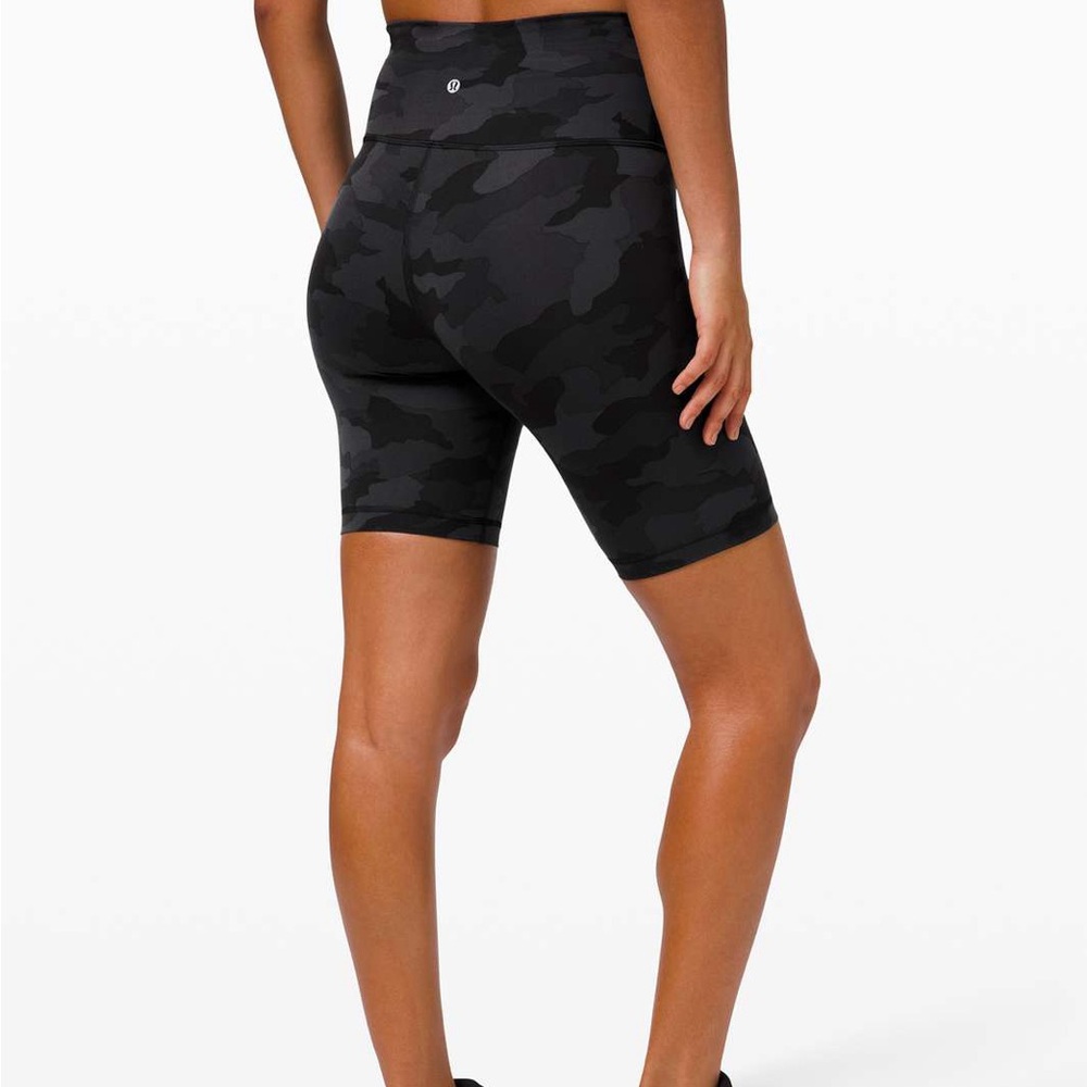 Lululemon Wunder Train High Rise Short 8" Size 4